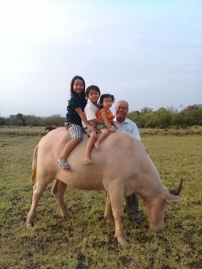 Ban Khok Krathiam万拉帕农庄别墅 外观 照片